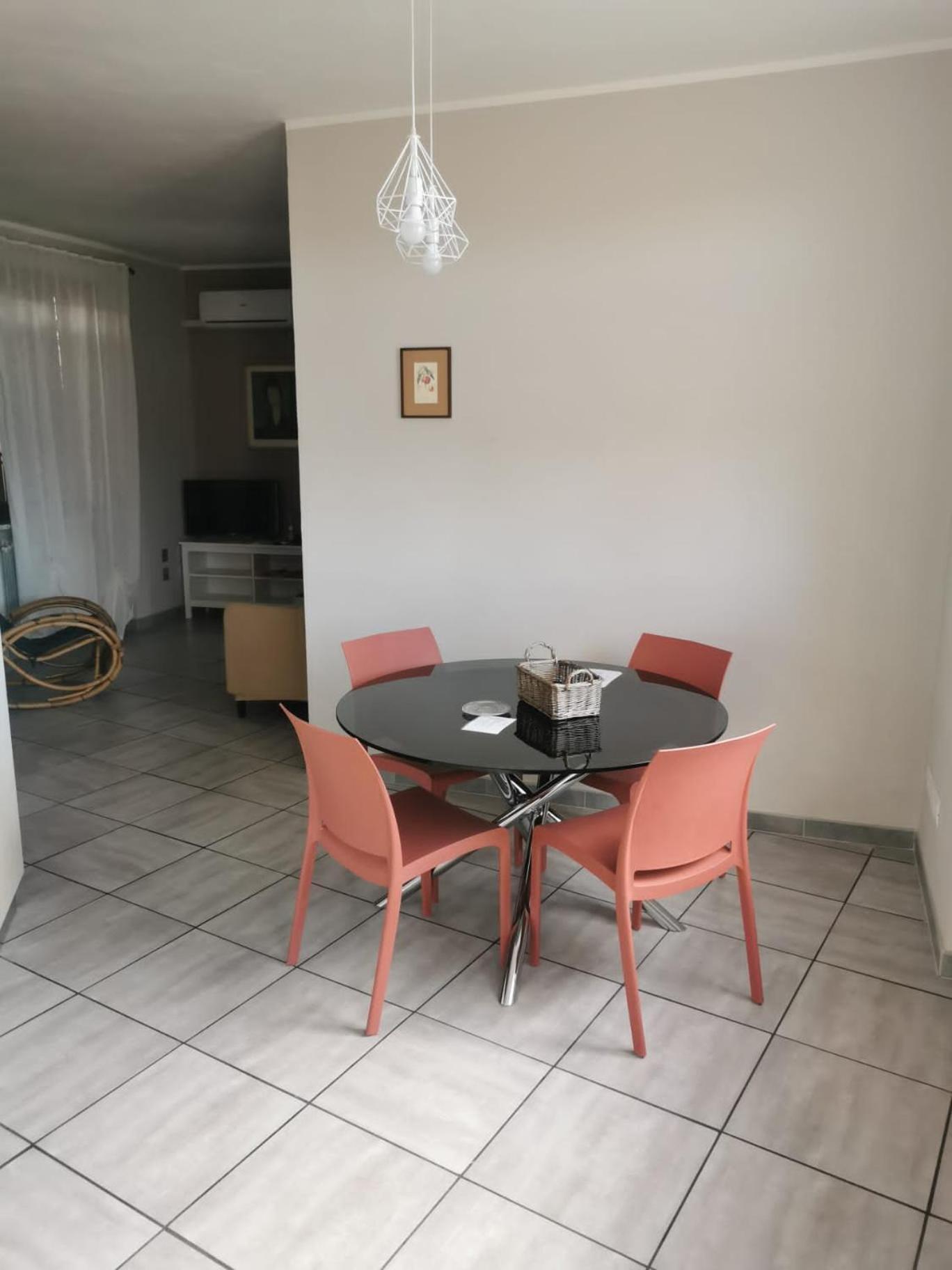 Casa Graziella- Appartamenti Vacanze Portacomaro Екстериор снимка